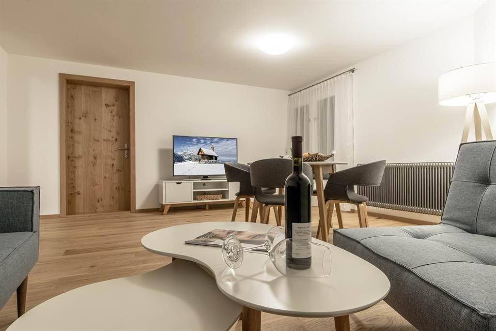 Haus Kapell Appartement Schruns Buitenkant foto